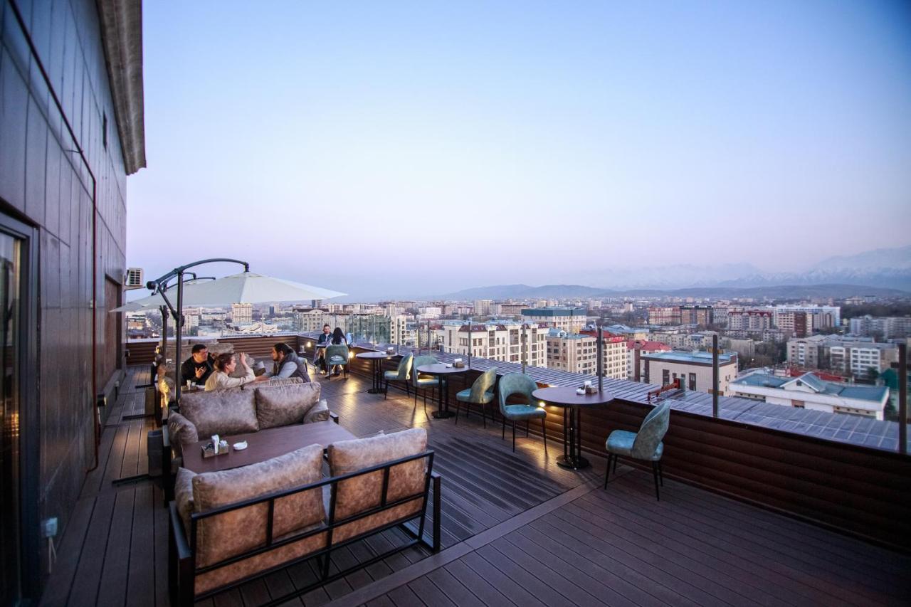Terrasse Hotel & Bar ビシュケク エクステリア 写真